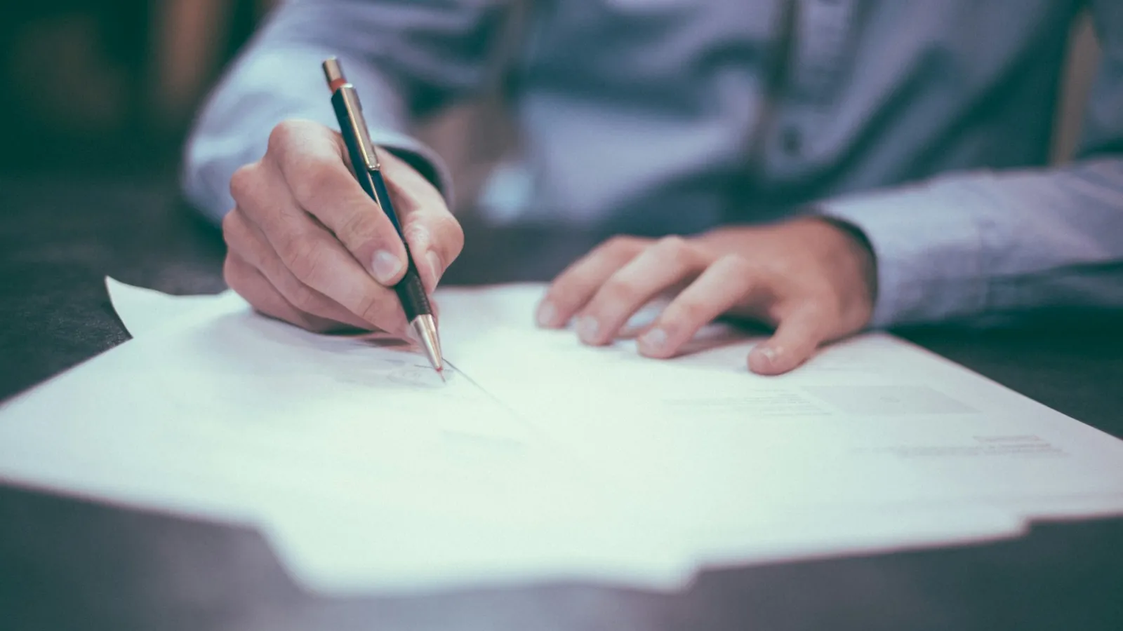 Documentos y material de trabajo para preparar una consulta